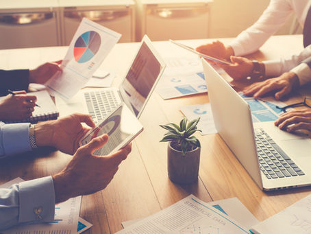 For Working Professionals: 5 Tips To Save Time While Preparing For CFA Exam